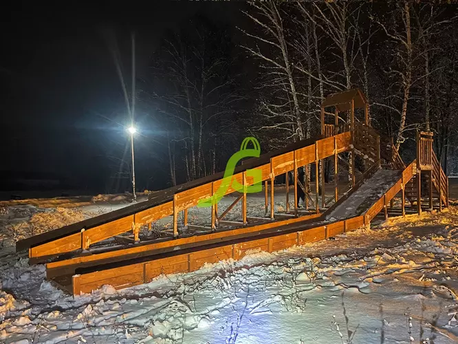 Зимняя деревянная горка "IgraGrad Snow Fox 12 м" с двумя скатами и выкатом 8 м, фото 7