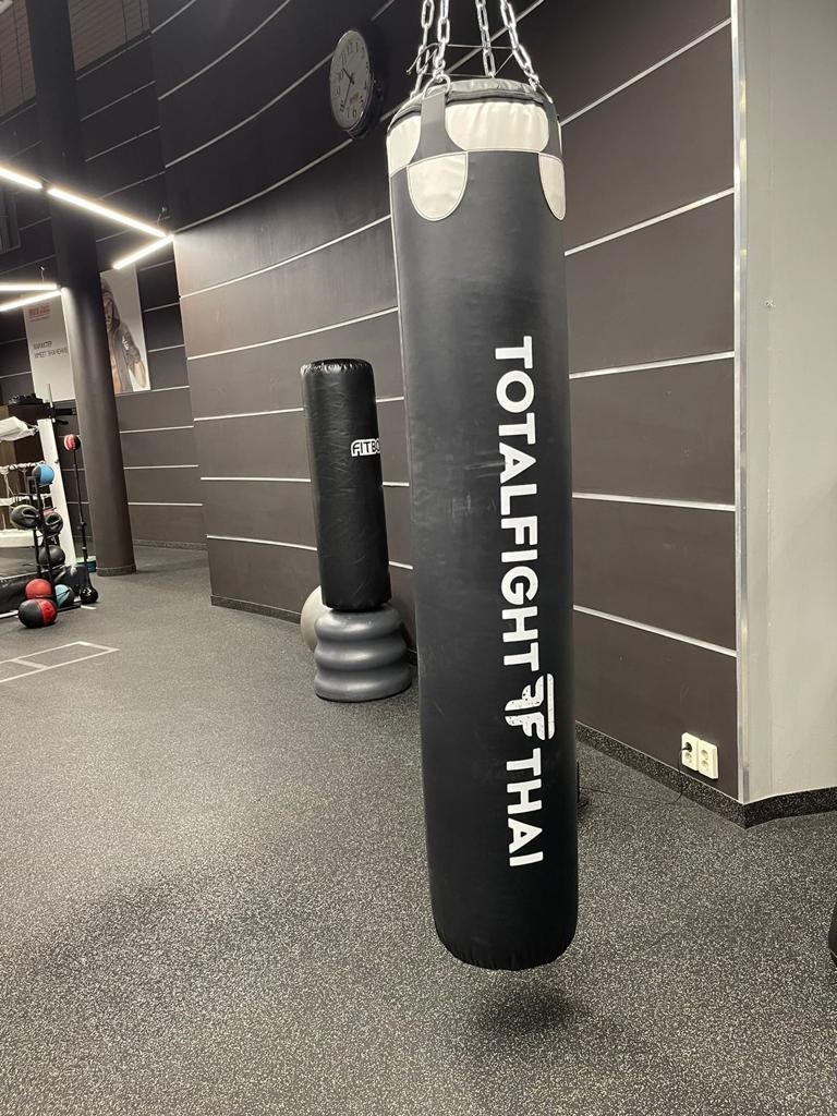 Мешок боксерский набивной THAI TOTALFIGHT ткань ПВХ (180x35 см 45 кг)