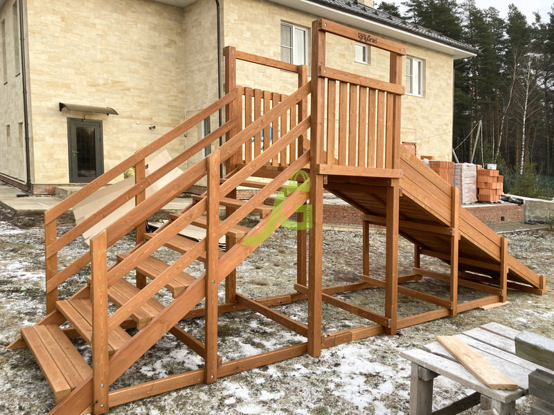 Зимняя горка IgraGrad SnowFox Start, скат 4 м