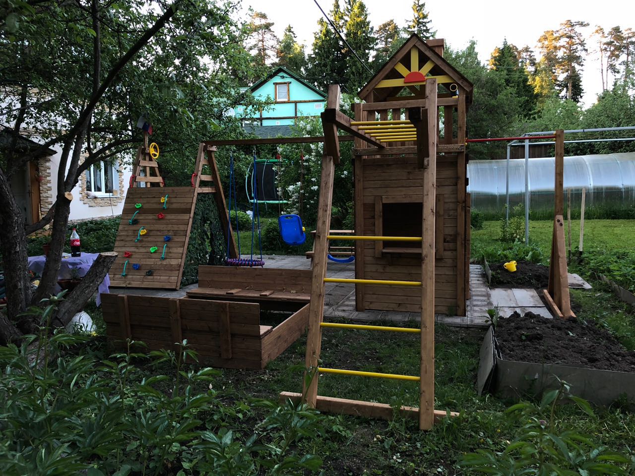 Детский городок Выше Всех Крепость Застава